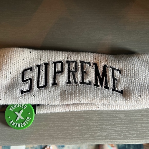 Supreme Accessories - Supreme new era headband